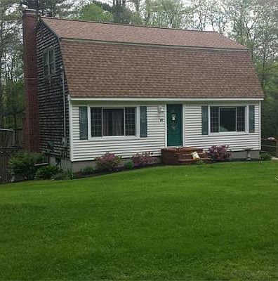 2nd image of 10 Canterbury Ln