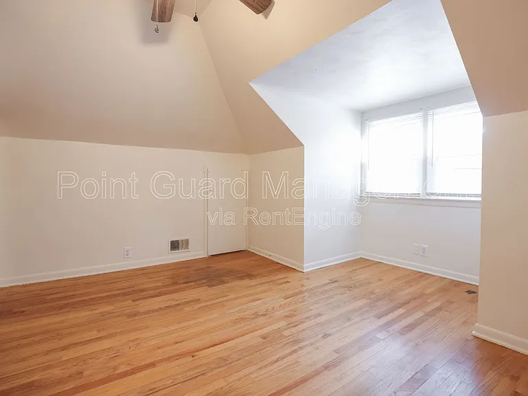 5917 Fort St #5917 — Photo 21