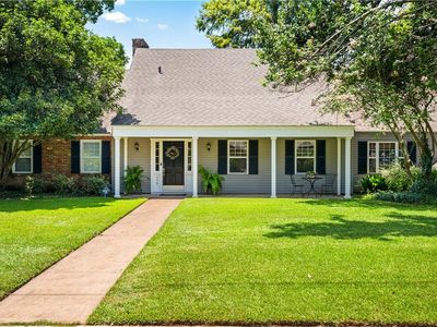 906 Harling Ln, Natchitoches, LA, 71457