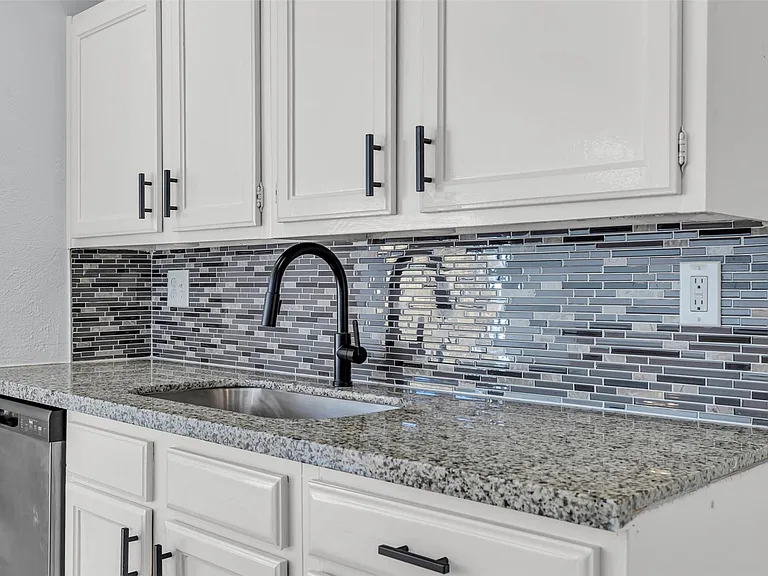 4406 Kacee Dr — Photo 11