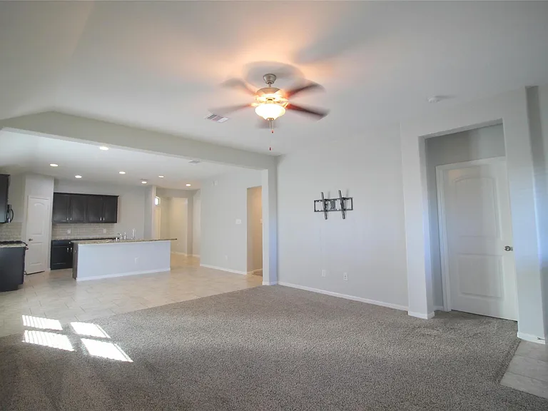 3410 McDonough Way — Photo 12