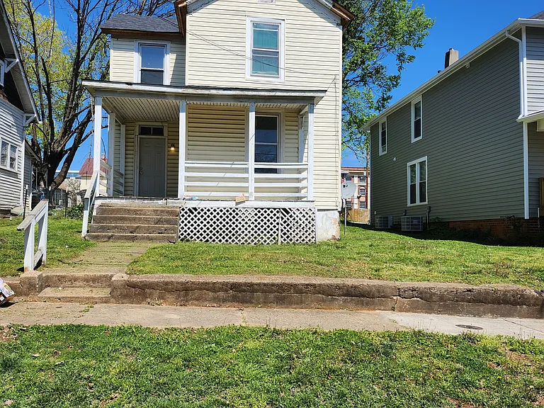 1220 Garfield Ave #1 — Photo 9