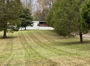 1411 Stoney Point Rd, Vanleer, TN 37181