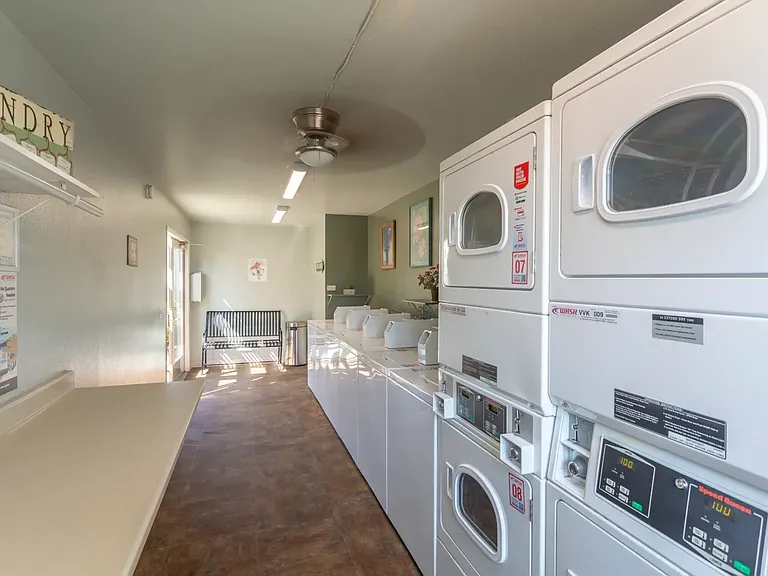 Spacious 2 Bedroom Apartments at The Courtyards in El Cajon — Photo 15