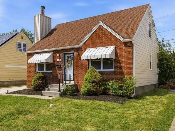 24 Meaford Rd, Buffalo, NY 14215