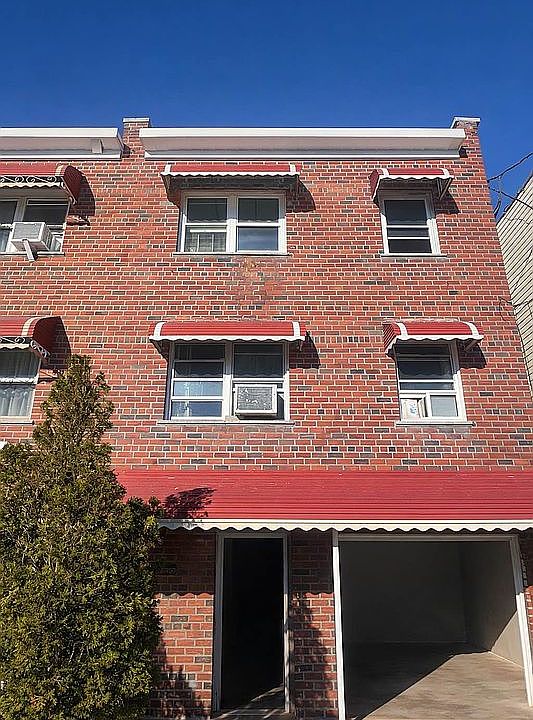 1st image of 3219 Lurting Ave