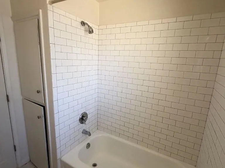 5050 NE Killingsworth St — Photo 5