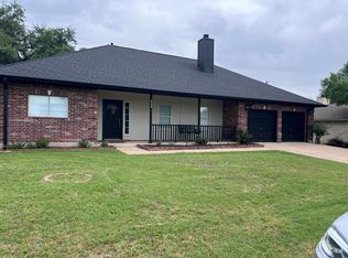 806 Woodview Dr, Georgetown, TX 78628