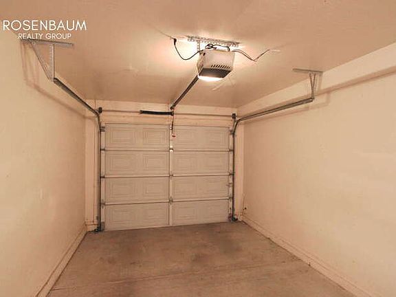 4th image of 13211 S Kin Cir #A