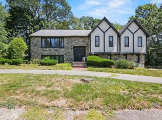 29 Decota Dr, Randolph, MA 02368