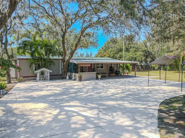 12303 Greenland Dr, Riverview, FL 33579