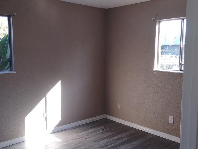 304 Church St — Photo 9