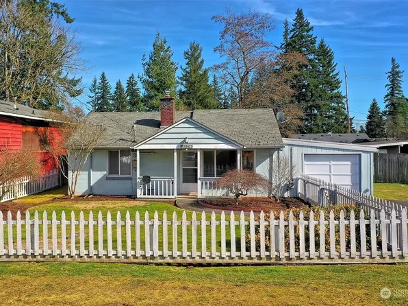 21705 53rd Avenue W, Mountlake Terrace, WA 98043