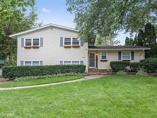 617 Fairview Ave, Glen Ellyn, IL 60137