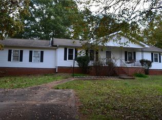 8293 S Highway 11, Westminster, SC 29693
