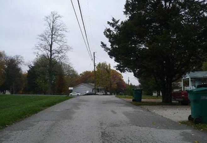 2nd image of 4871 Rose Park Rd