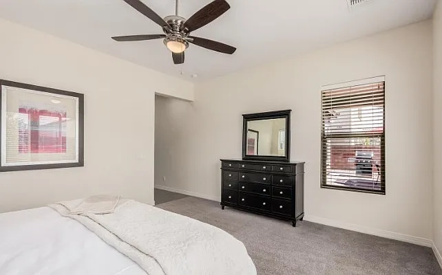 3269 E Ironside Ln — Photo 27