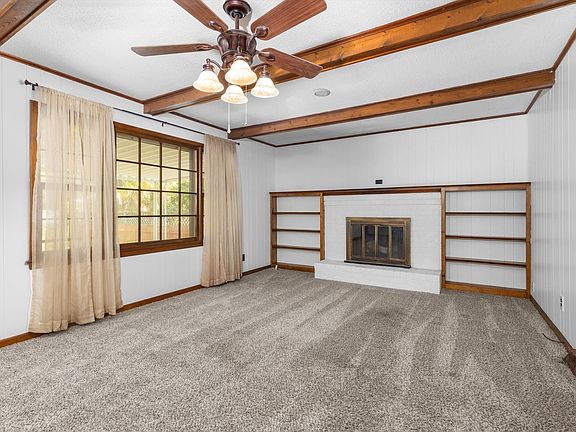 2nd image of 703 Sir Walter Cir