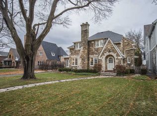 734 E Beaumont Ave, Whitefish Bay, WI 53217