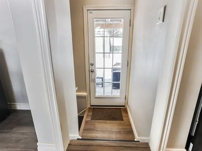 105 Harold Ave #1 — Photo 19