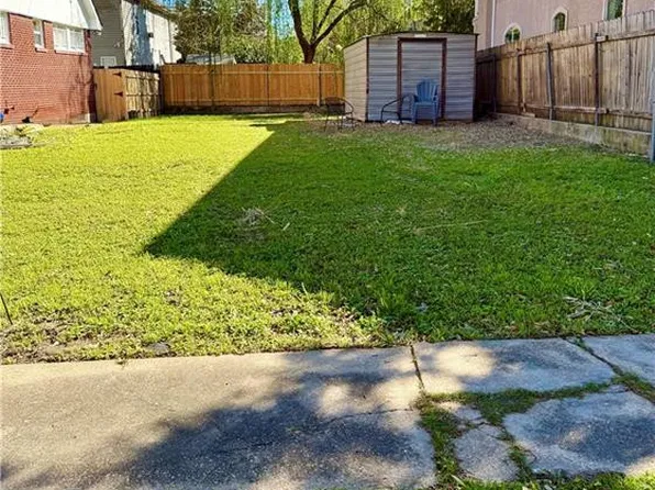 260 W Robert E Lee Blvd, New Orleans, LA 70124