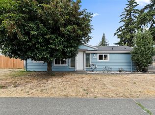 1017 7th Ave SE, Puyallup, WA