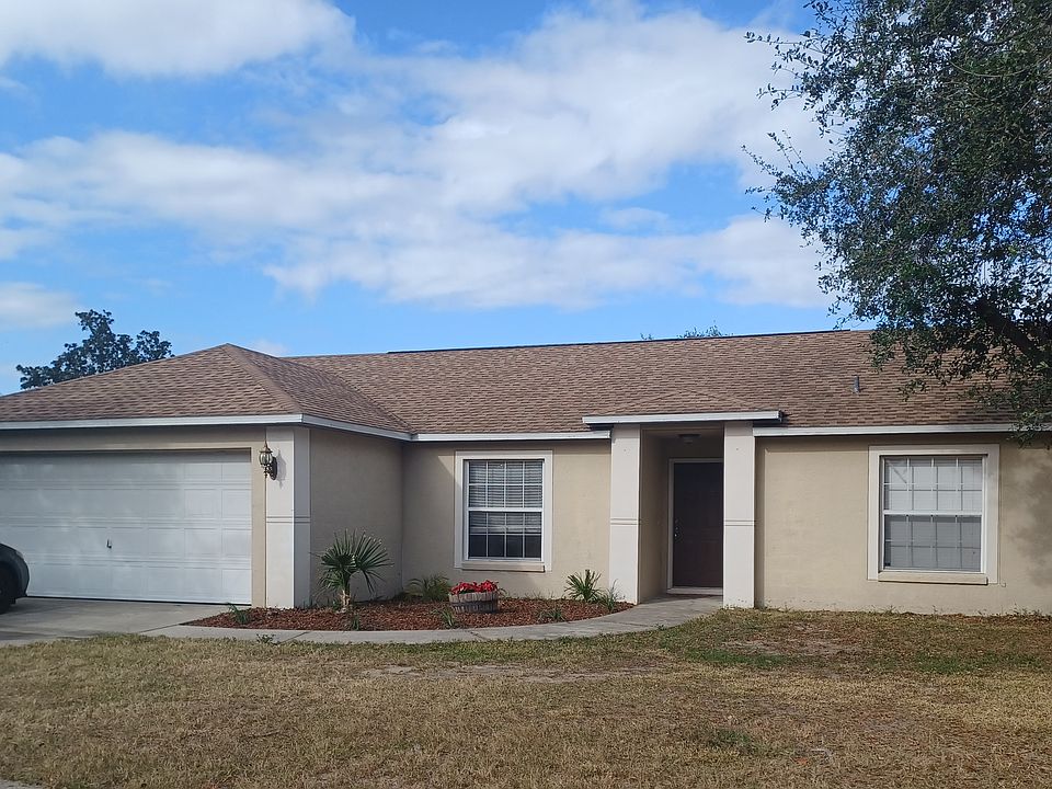 1st image of 857 Arbor Hill Cir