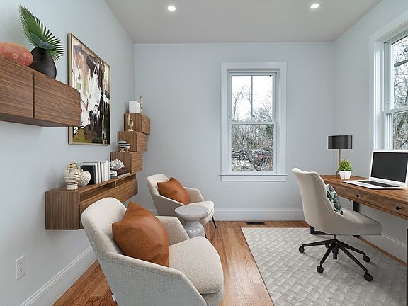 4th image of 75 Cottage St