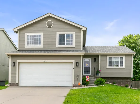 16925 Redman Ave, Omaha, NE 68116