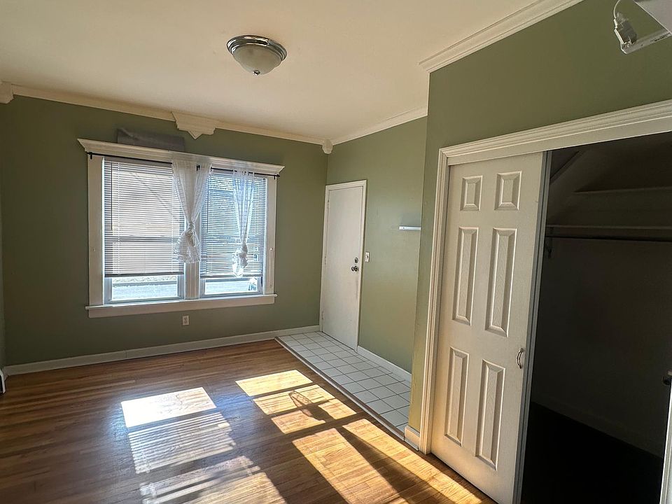 1st image of 64 Ashland Pl #A