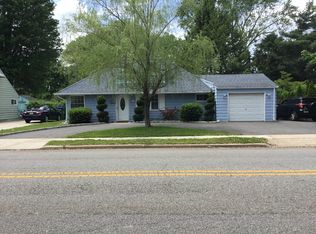 138 Vineyard Rd, Edison, NJ 08817