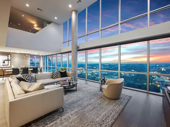 300 Bowie St #2, Austin, TX 78703