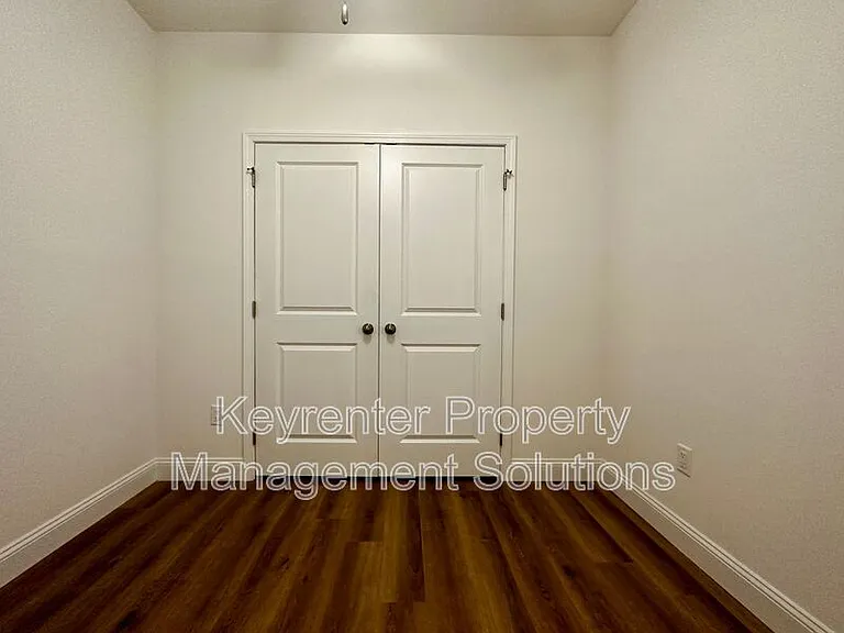 3445 Lee Hwy #102 — Photo 3