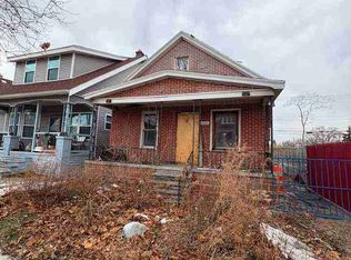 3335 Grant St, Hamtramck, MI 48212