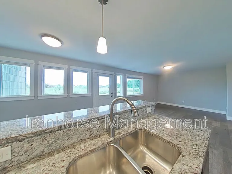 2930 Warbler Way #B — Photo 13