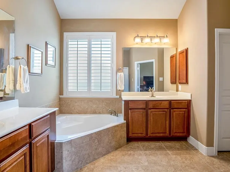 28254 Natalie Bend Rd — Photo 31