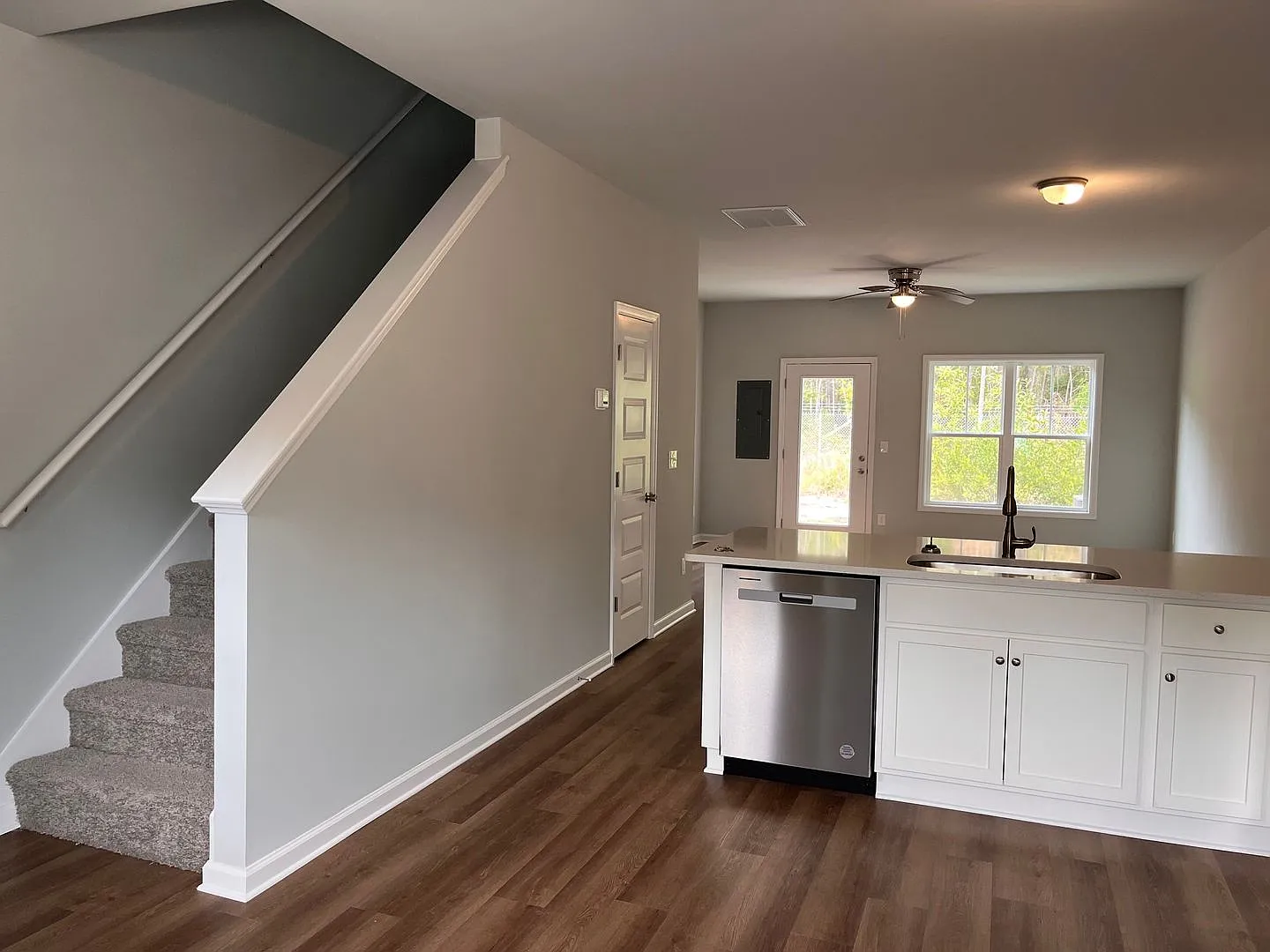 Townhome in Holly Ridge!! Buckhorn Development — Photo 2