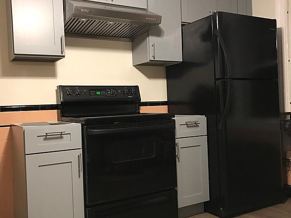 4th image of 245 Fiat Ave #2