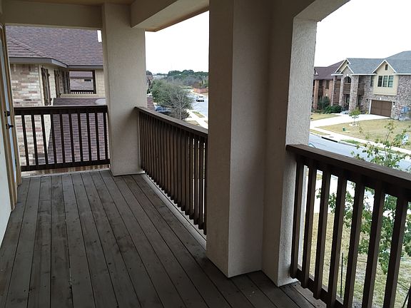 4th image of 10213 English Oak Dr