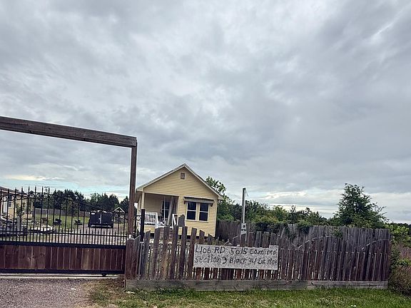 3rd image of 406 County Road 5015