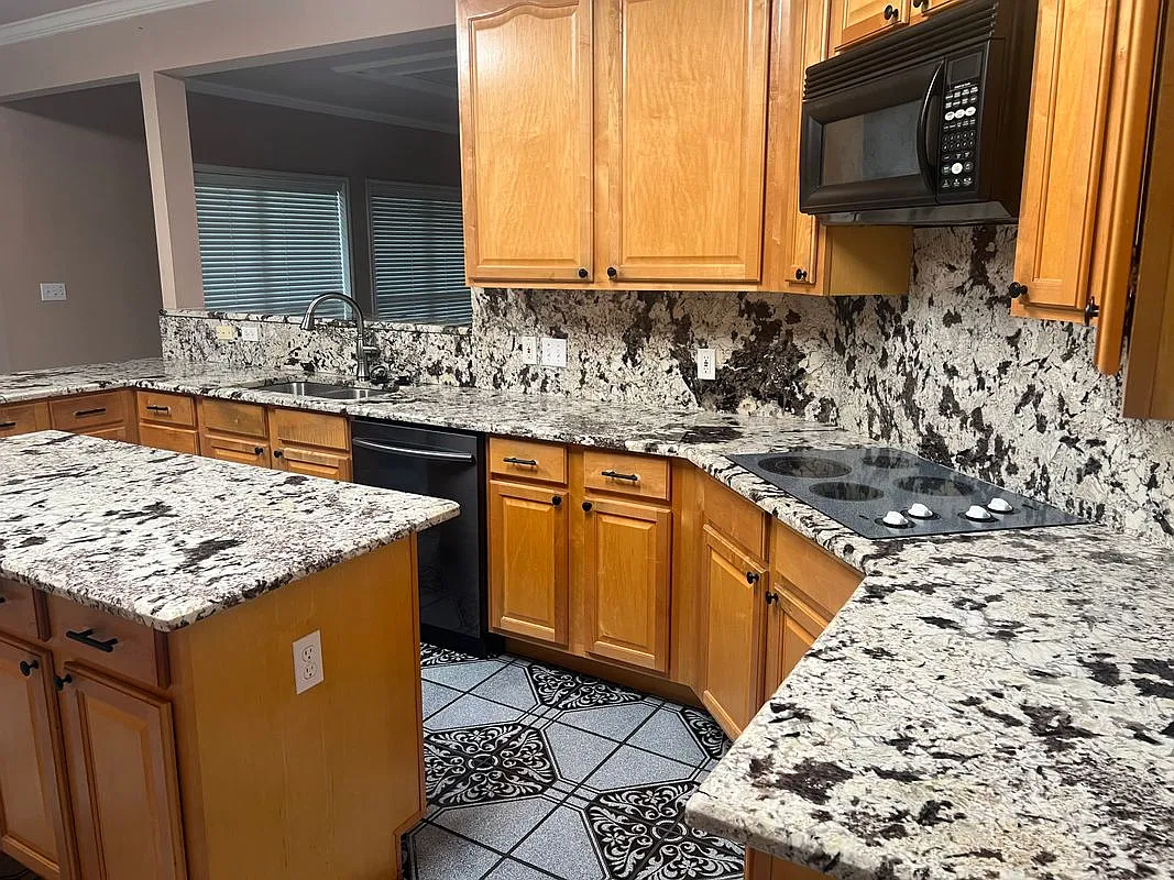 4 bed, 4.0 bath, 3191 sqft, $2,750 — Photo 4