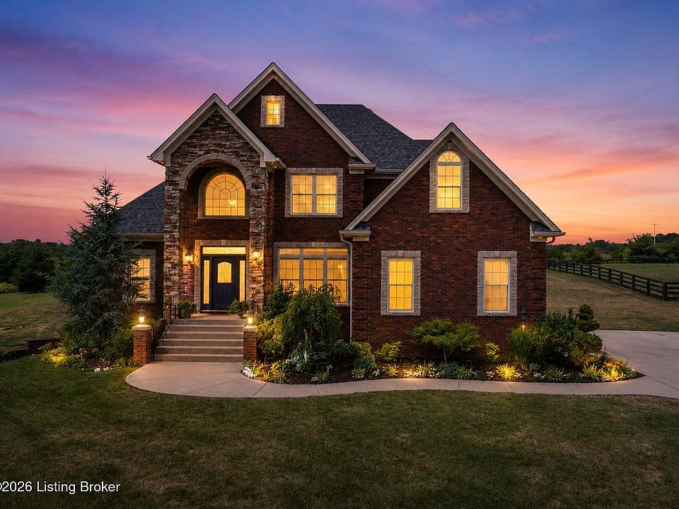 1st image of 215 Grape Vineyard Way