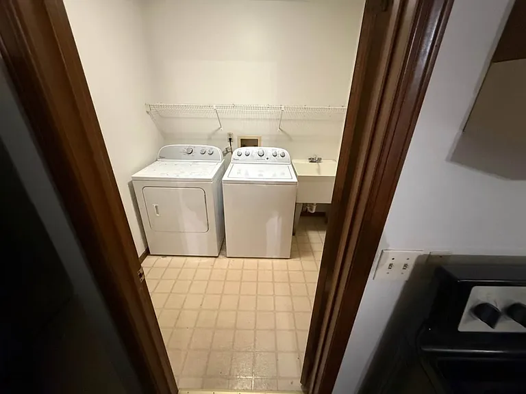 15116 Hickory St — Photo 3