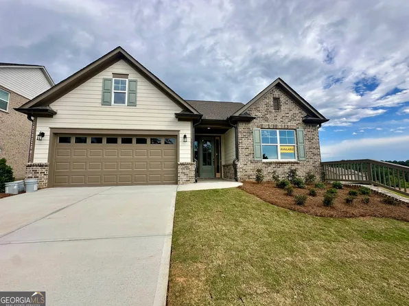 7037 Manchester Dr, Flowery Branch, GA 30542