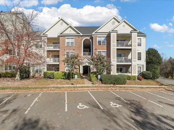 20931 Cedarpost Sq Unit 103, Ashburn, VA 20147