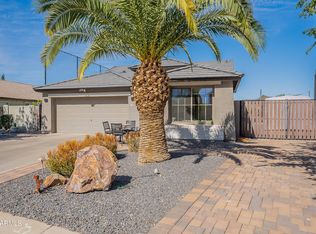 29236 N Red Finch Dr, San Tan Valley, AZ 85143