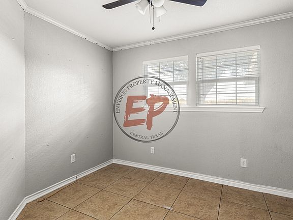 5th image of 412 Meadow Mountain Dr