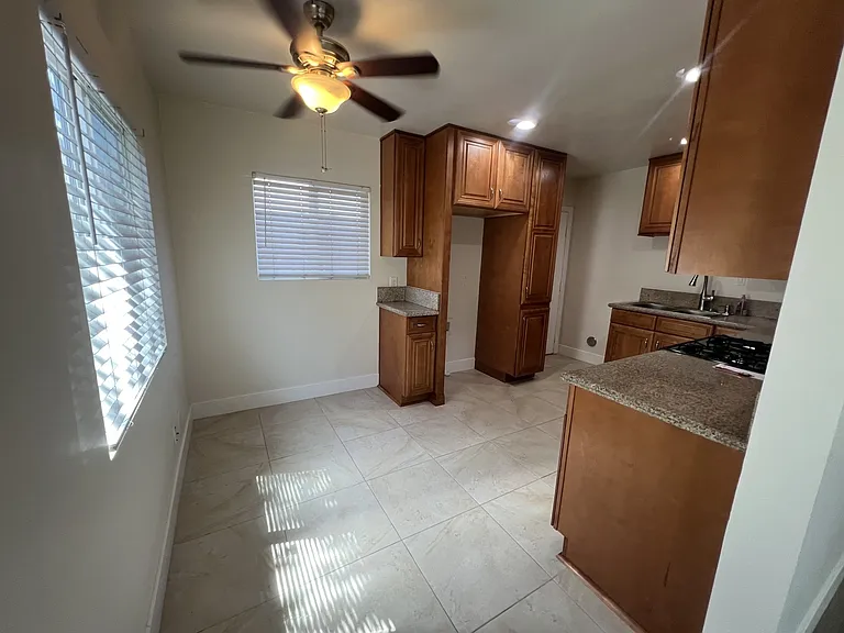 8225 Adams St — Photo 5