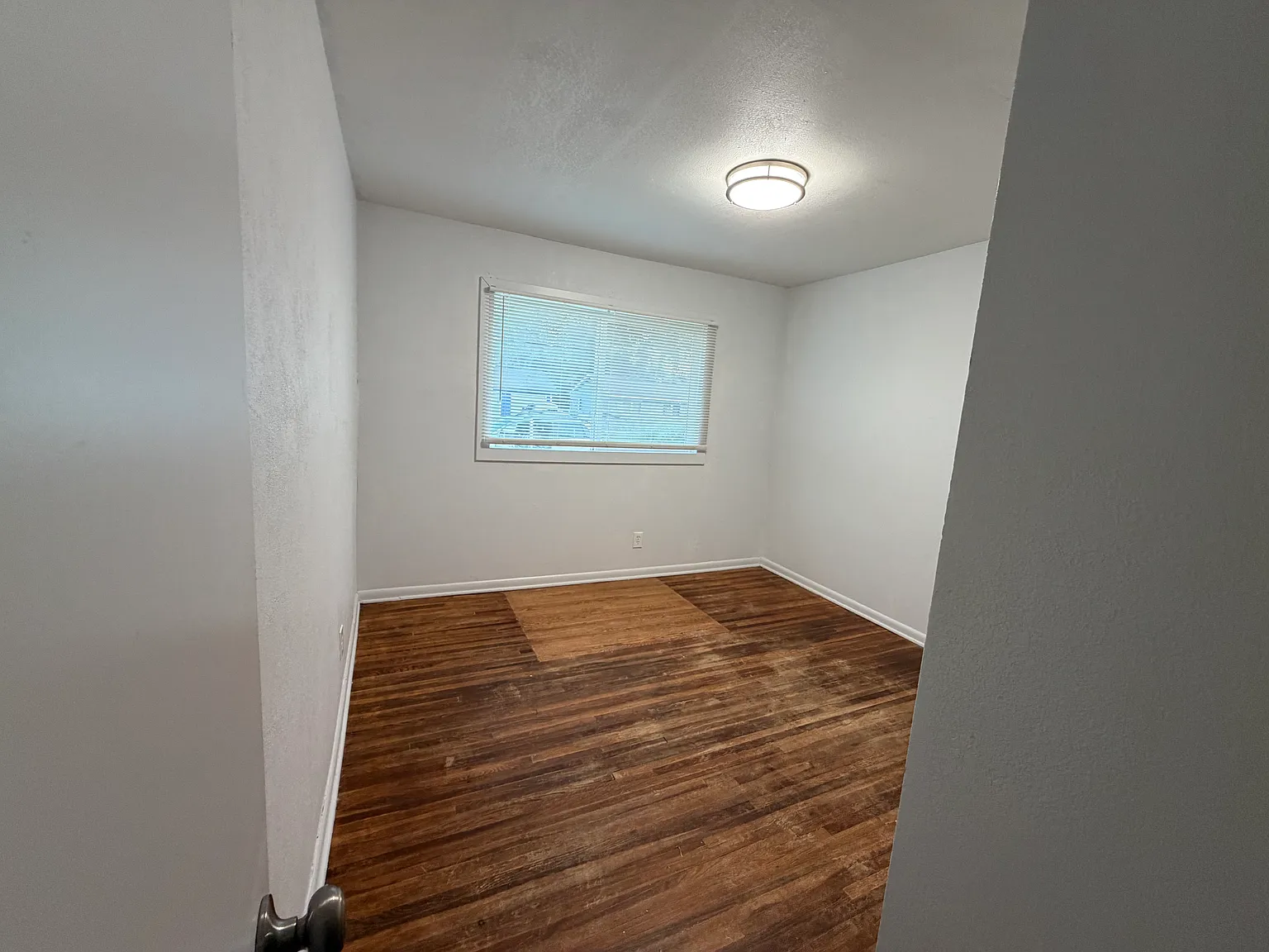 3 bed, 1014 sqft, $1,200 — Photo 4