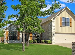 8807 Southridge Dr, Fort Smith, AR 72908